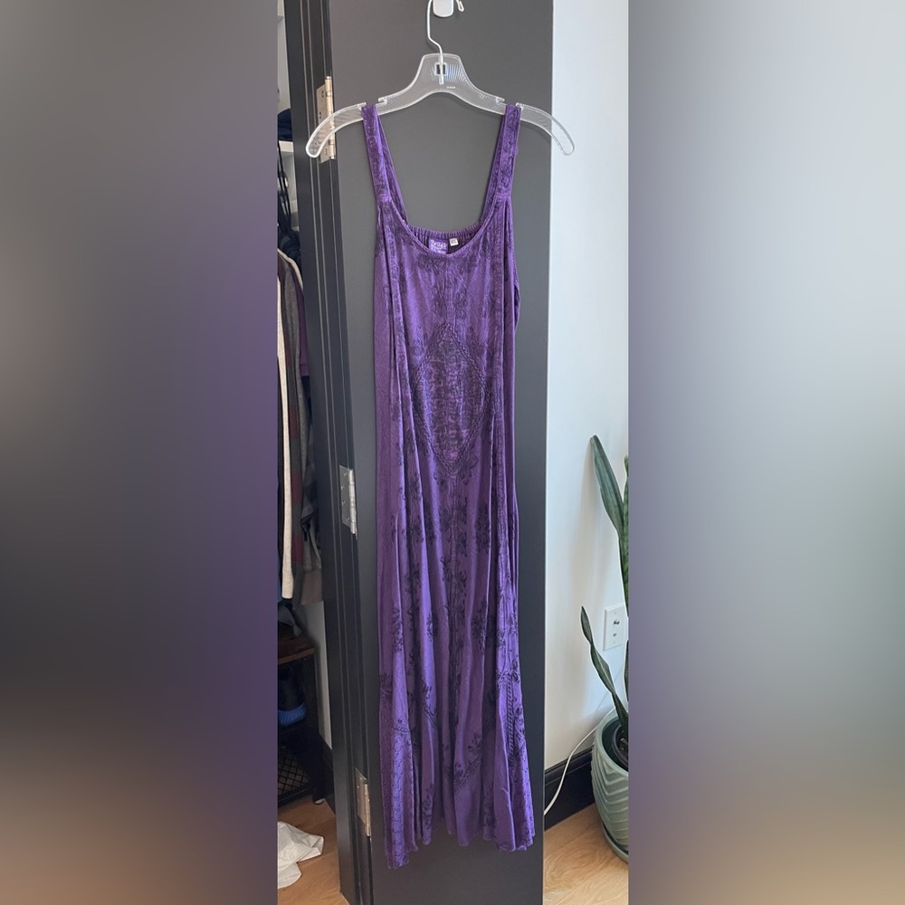 NWT Braja beautiful hand embroidered dress